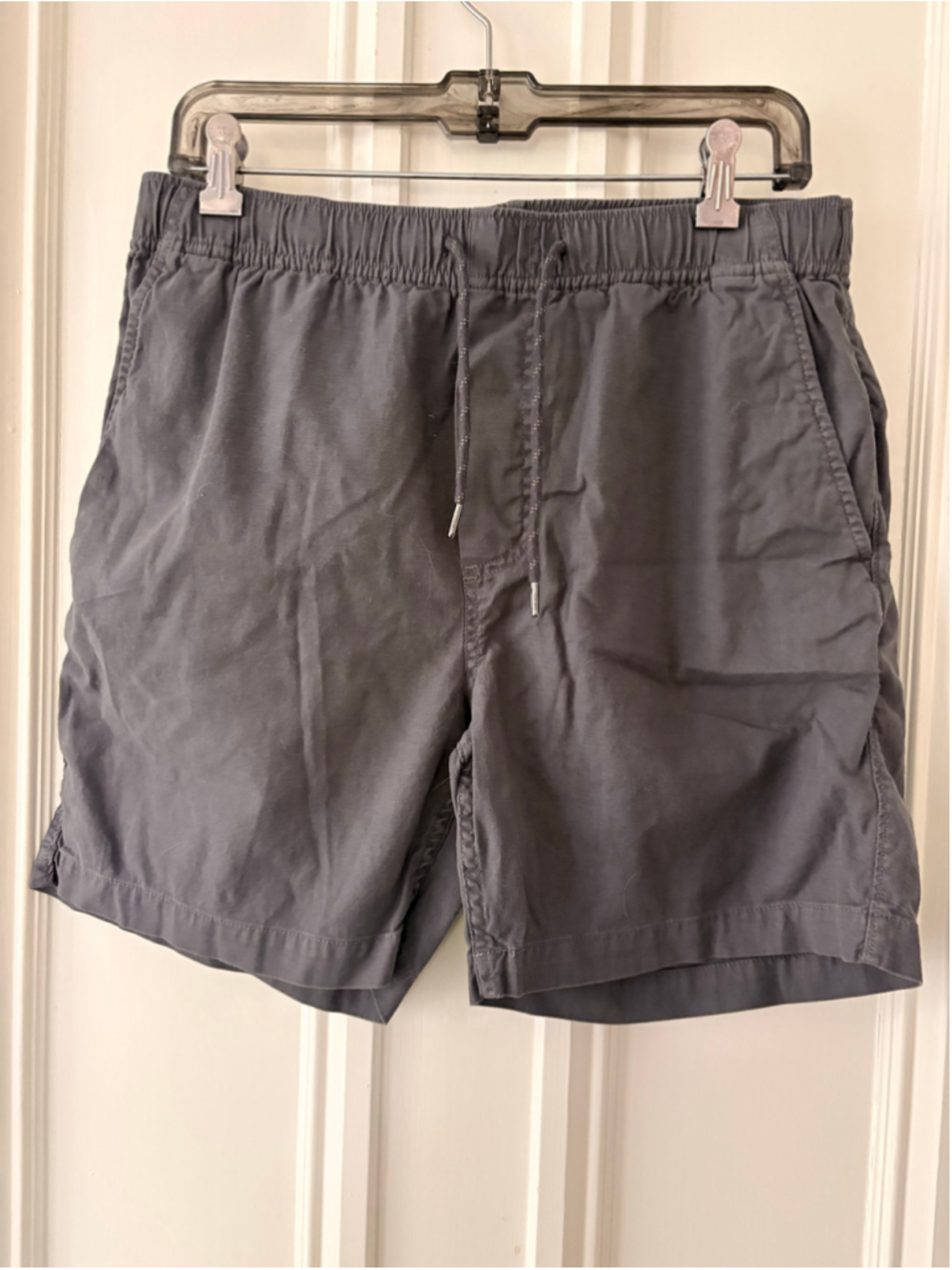 Faherty Flat Front Shorts Size M Grey